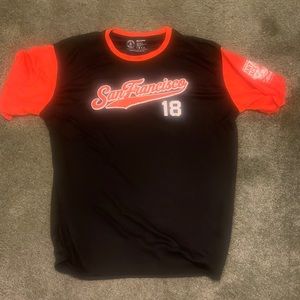 San Francisco Giants Race 2018 X-Large Shirt by Greenlight Apparel